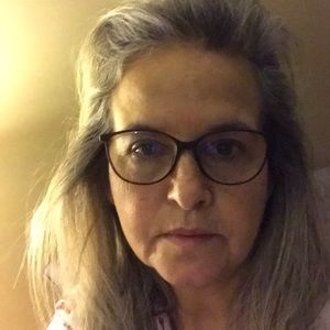 Meet your Posher, Ana